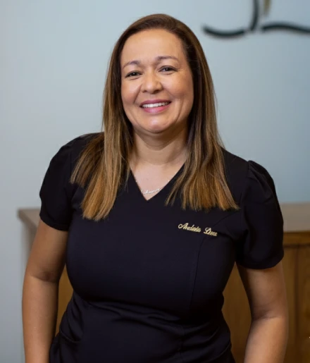 auxiliar de enfermeria especialista injerto capilar marbella