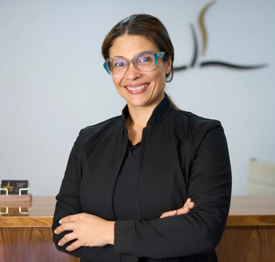 Doctora España capilaris clínica trasplante capilar en ceuta